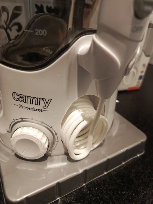 Irygator 7 końcówek, pojemny zbiornik 600 ml