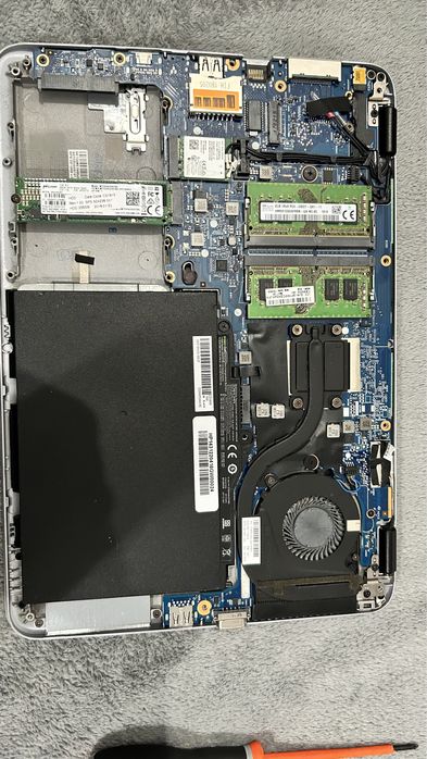 Memórias 8GB 1Rx8 DDR464741315904130122