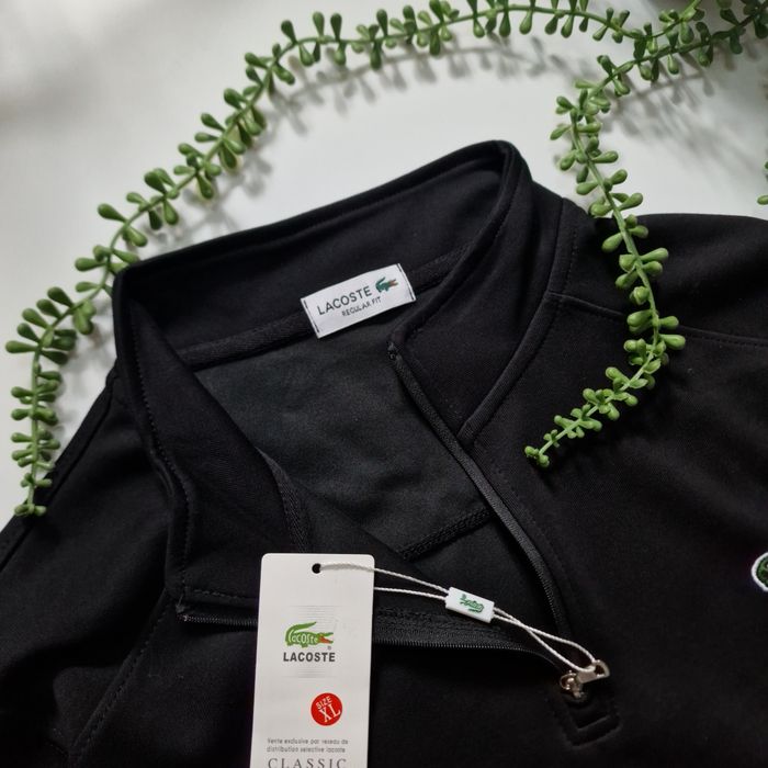 Продам світшот Lacoste