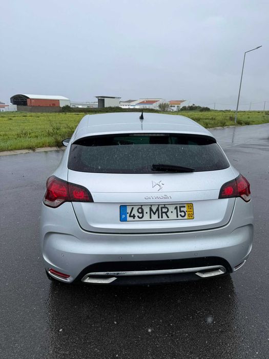 Citroen DS4 eHDI Hibrido Automatico