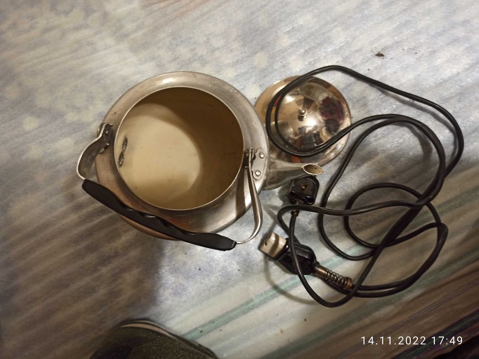 продам электрочайники Opera HD-5001 и SCARLETT SC-EK21S20 и ссср