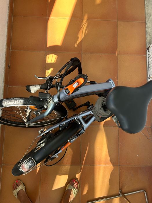 Bicicleta eletrica dobravel como nova B’Twin Tilt 500