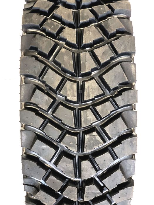 Шини болотні 235/60 R16 98T резина грязьова 4x4 Trakker-Macho ITALY