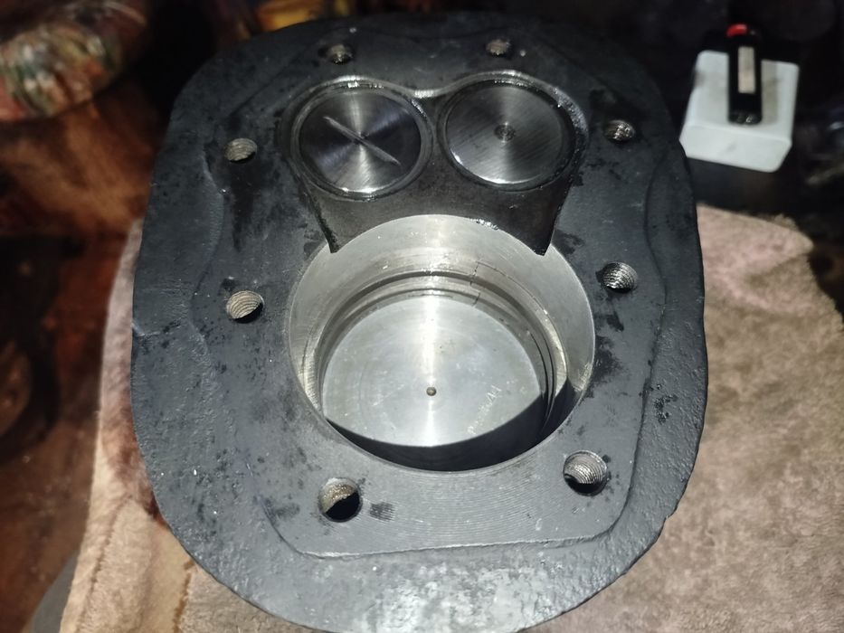 Циліндри к750 відновлені, поршня 78.44.