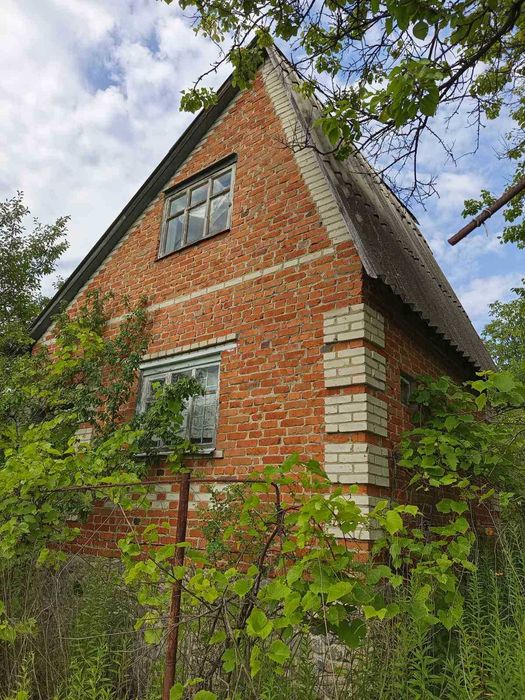 Продається Дача в Никонцах 10 соток двух-этажный дом кирпичный Джерело