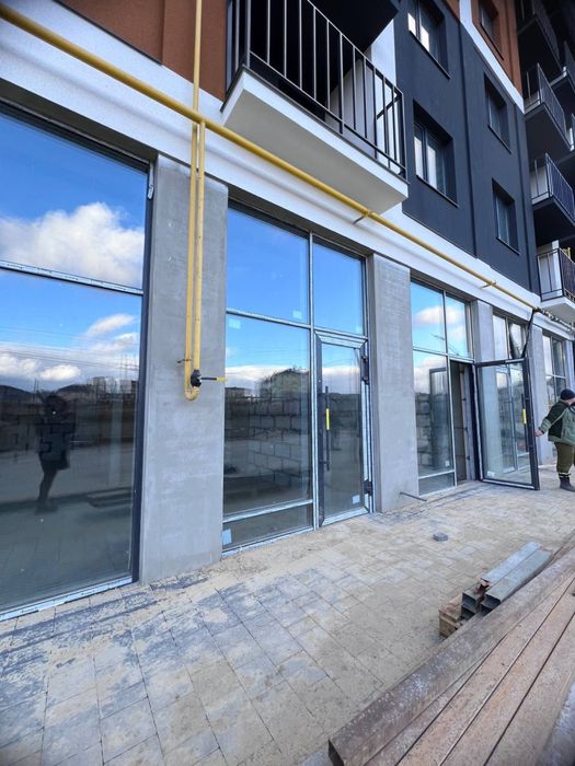 Продаж комерційних приміщень 45квм до 250квм