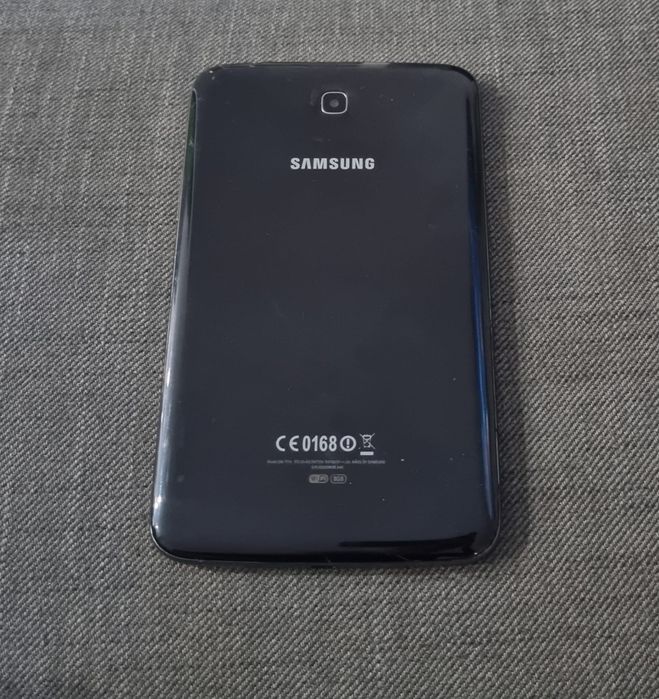 Tablet Tab 3 para Arranjo ou Peças ta travada não passa dali