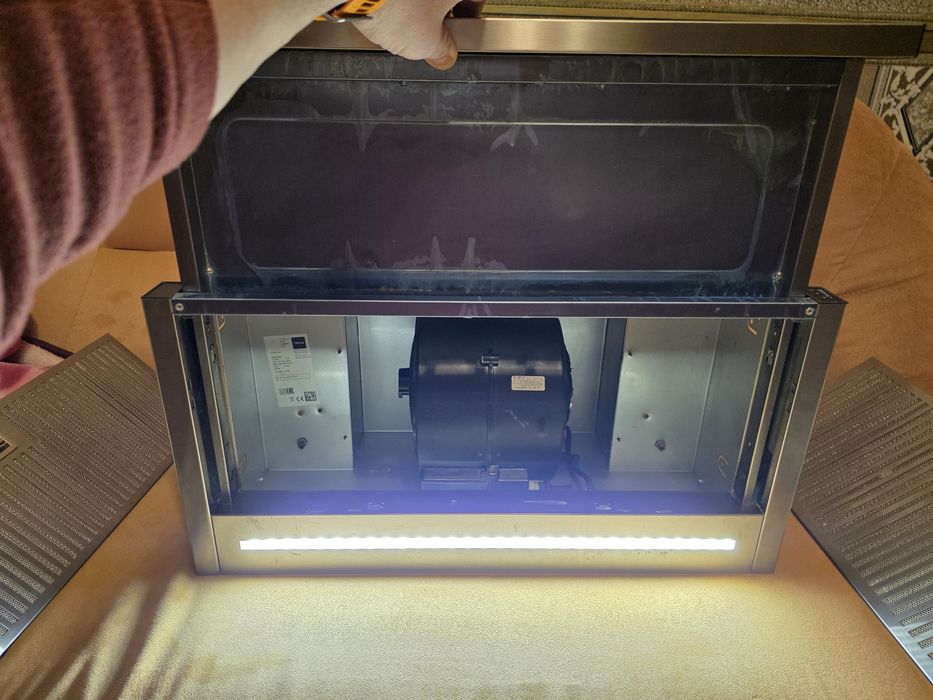 Вытяжка встраиваемая Teka CNL 6815 PLUS, выдвижная, телескопическая