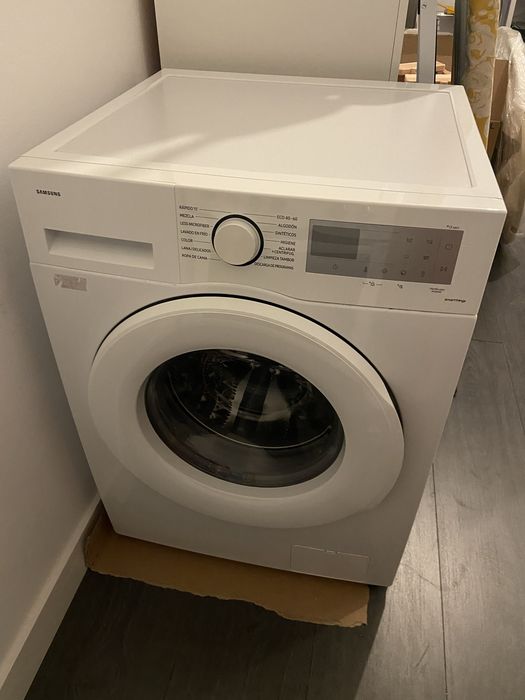 Máquina de Lavar Roupa WW80CGC04DTH Ecobubble 8Kg 1400RPM SAMSUNG
