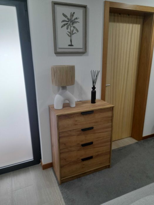 Cómoda,Móvel, arrumação vomo nova