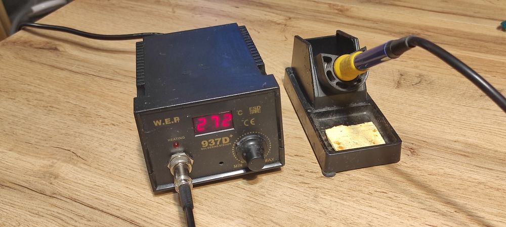 Stacja lutownicza Lutownica WEP 937D+ 75W sprawna groty w zestawie