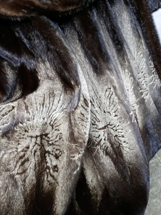 Длина 120см. Норковая шуба с соболем. Saga mink. Шуба в пол