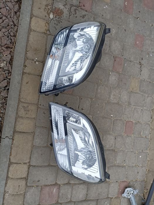 Шевроле Орландо фара