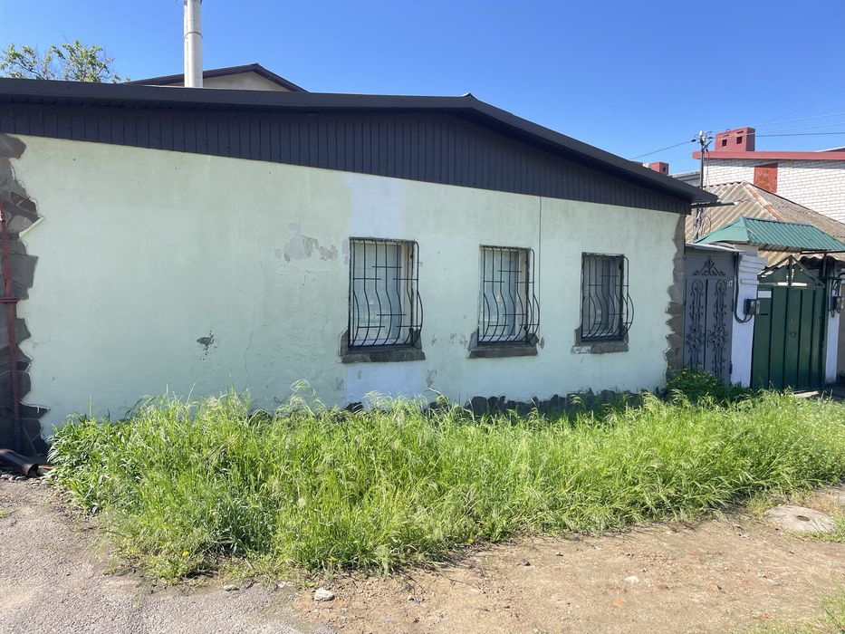 Продам 3к.квартиру на землі вул Ігоря Бедзая
