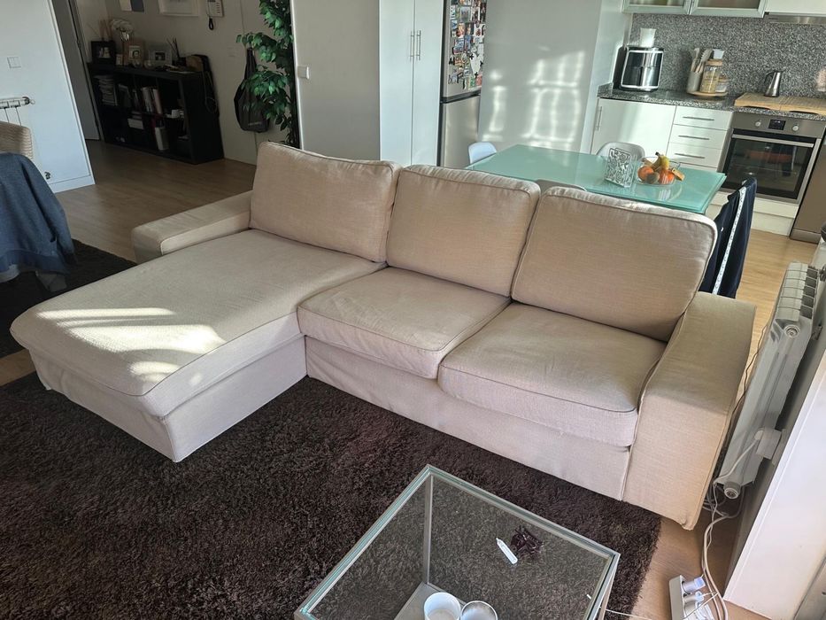 Sofa chaise longue  beje ikea