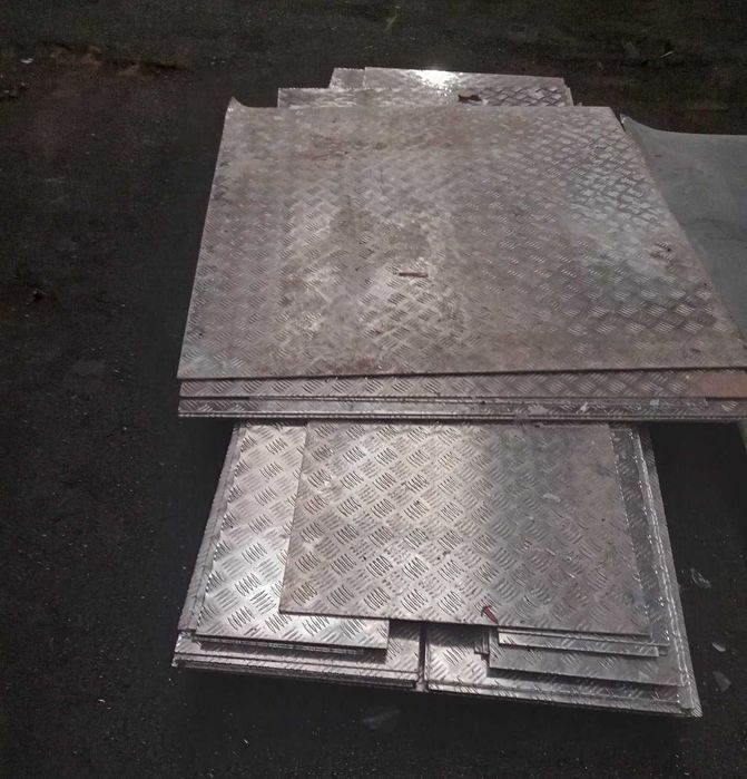 Blacha aluminiowa ryflowana końcówki - CynkoMet Czarna Białostocka