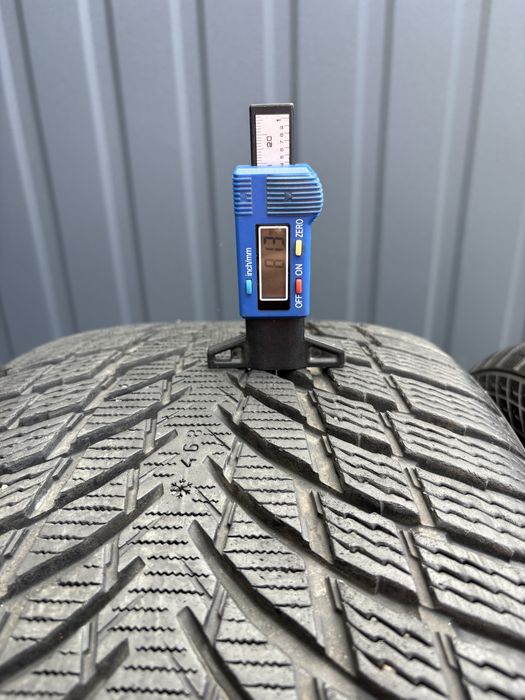 Нова зимова 8мм Nokian WR Snowproof P 255/40 R18 пара 255/40/18