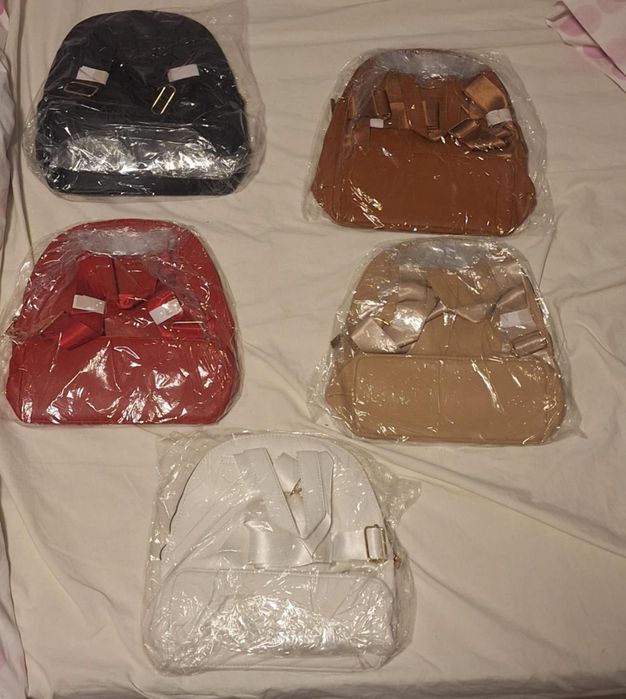 Conjunto de malas novas