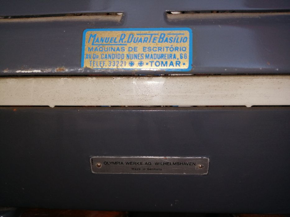 Máquina escrever - Olympia