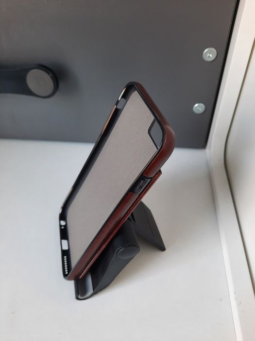 Etui na IPhone 6 plus z mikrofibrą,  z miejscem na kartki płecki skóra