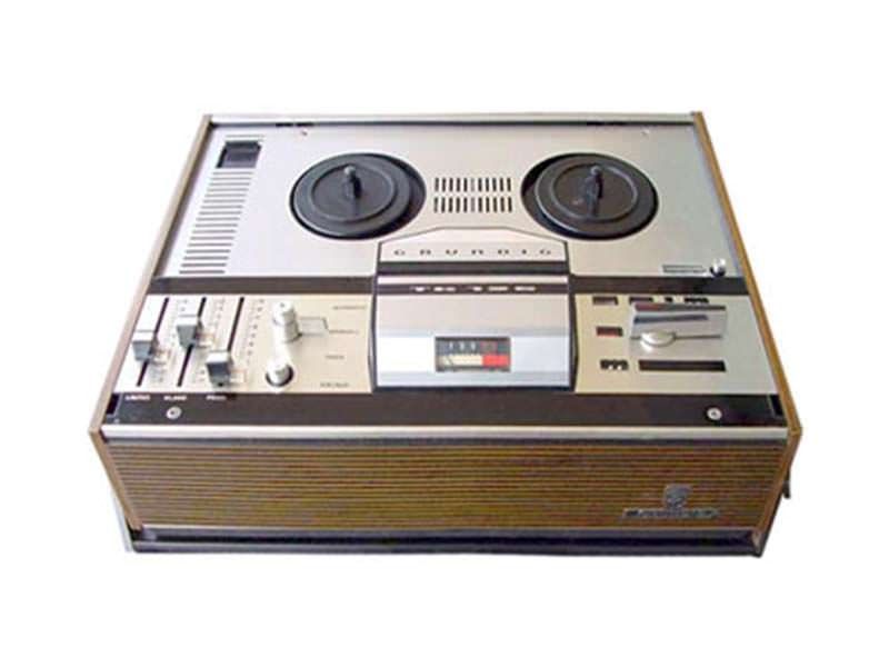Gravador de fita Grundig tk146