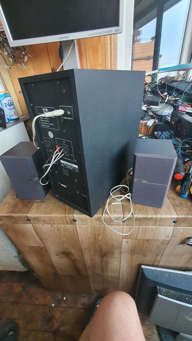 Компьютерные колонки с сабвуфером 4U A-500(2.1) в отличном состоянии.