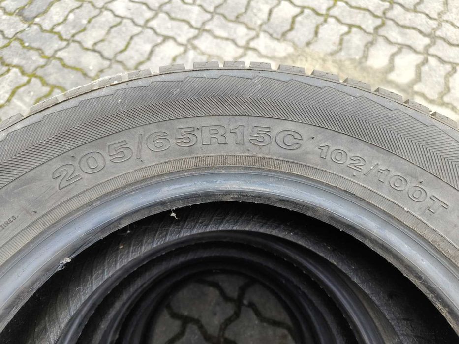Opony Goodride 205/65R15C SW612 102/100T ZIMOWE