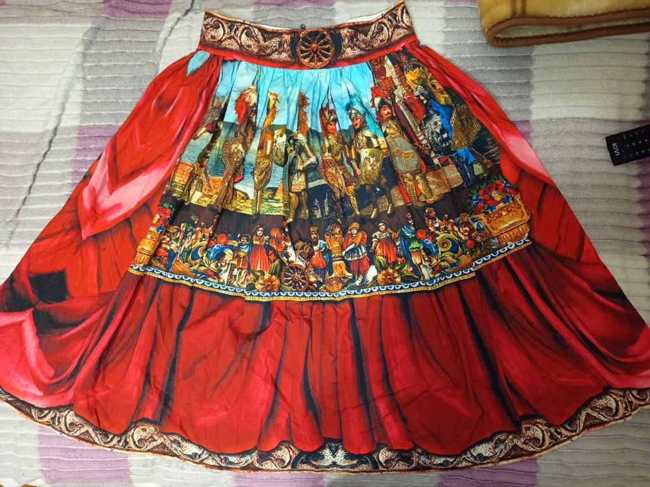 Продам женскую юбку