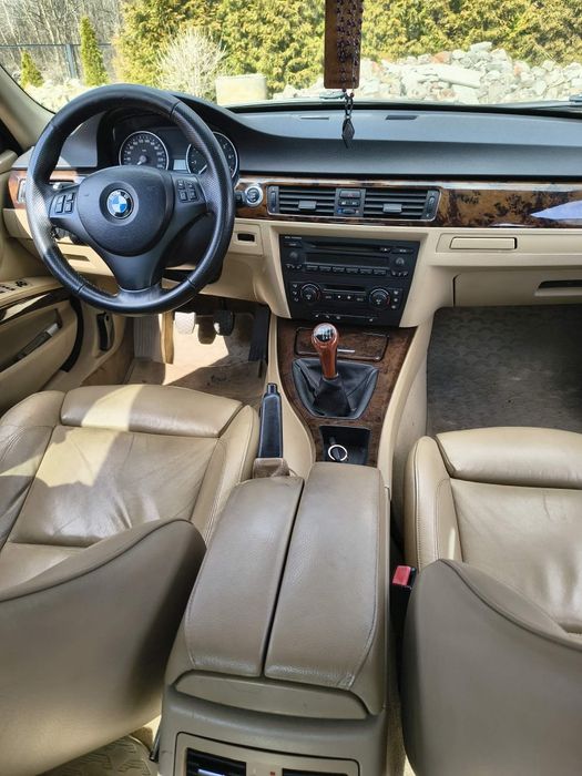 BMW Seria 3 Sprzedam bmw e90 330i