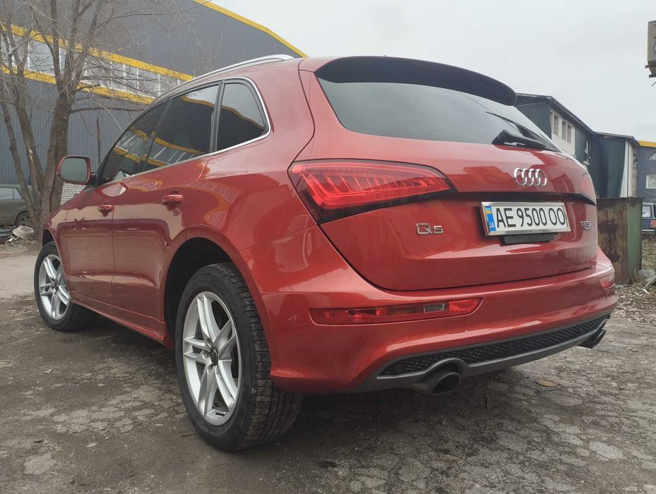 AUDI Q5 2014 S-LINE 2,0 бензин автомат quattro