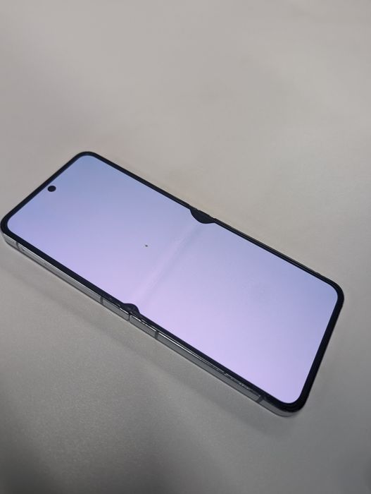 Samsung galaxy z flip 5 8/256