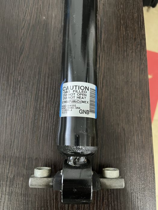 Задній амортизатор форд фюжен 2.5