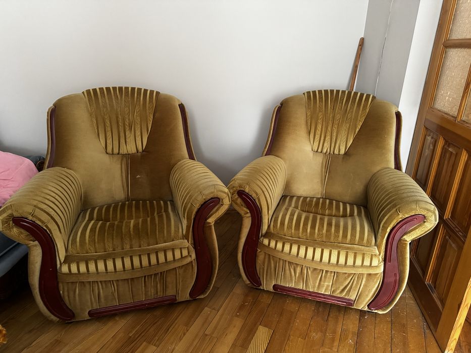 Fotele duze , malo używane