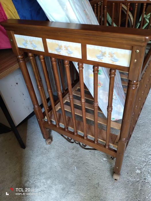 Cama de Bebé com Colchão