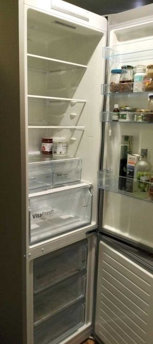 Холодильник Bosch KGN39VI306 рабочий