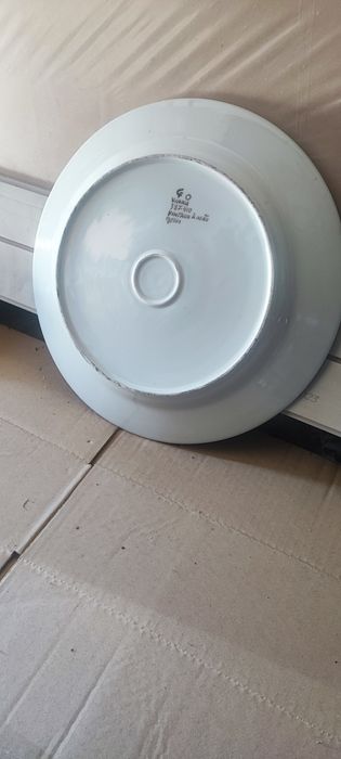 Prato pintado á mão.