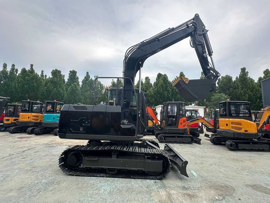 Giratória 9 ton LTMG LTE90 cummins