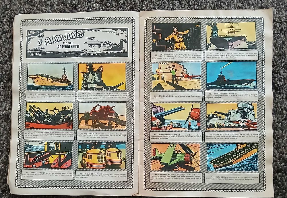 Caderneta de cromos "Esquadras de Guerra"