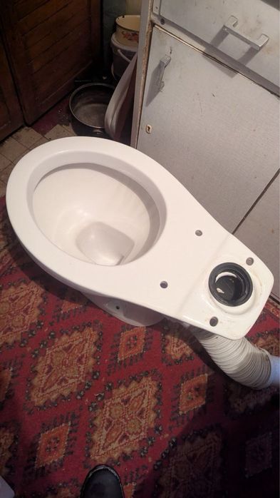 Унітаз, Мукачево, самовивіз