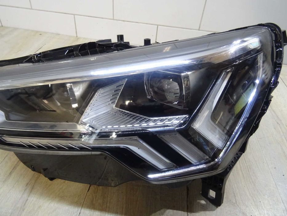 AUDI Q3 83A 18- FULL LED MATRIX LAMPA lampa lewa przód przednia  83A941035
