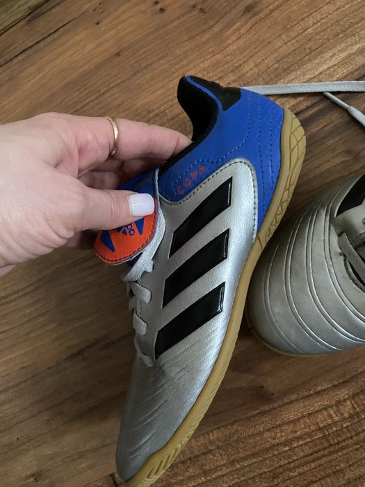 Футзалки Adidas