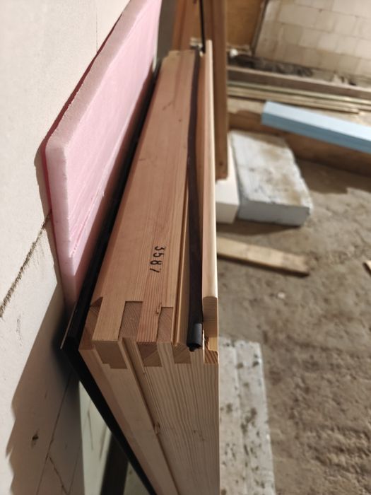 2 okna kolankowe FAKRO 78x115 BXP P50 7016 antracyt