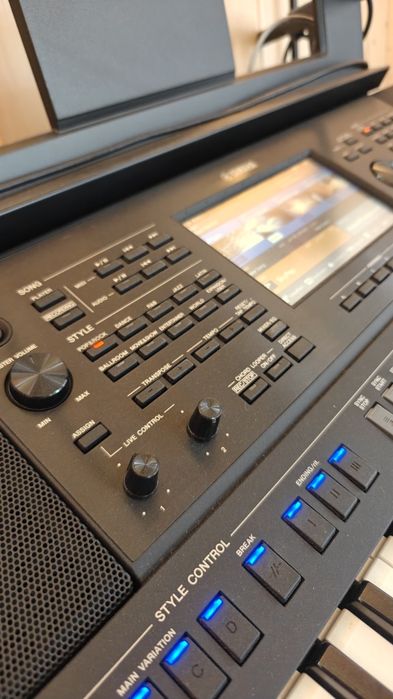 Yamaha PSR SX 900