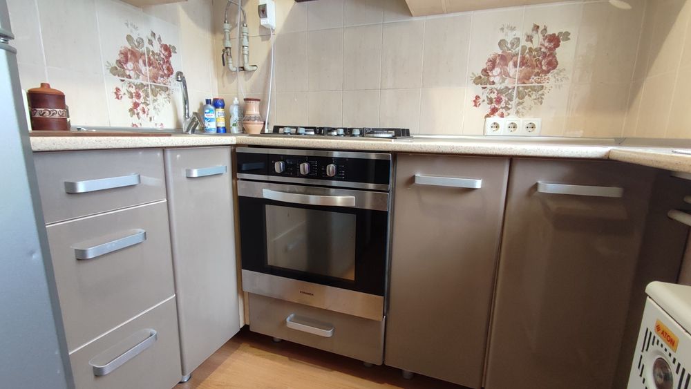 Оренда 2х кімн квартири на Новомиколаївці