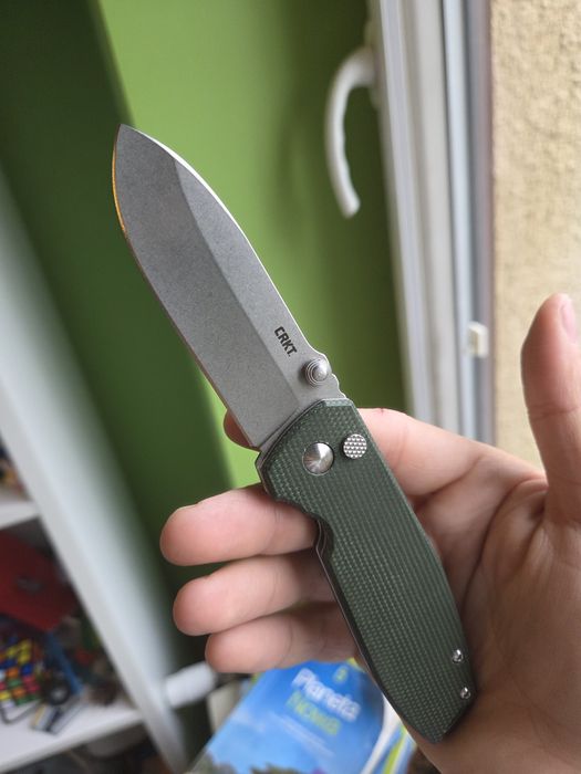 CRKT squid XM button lock