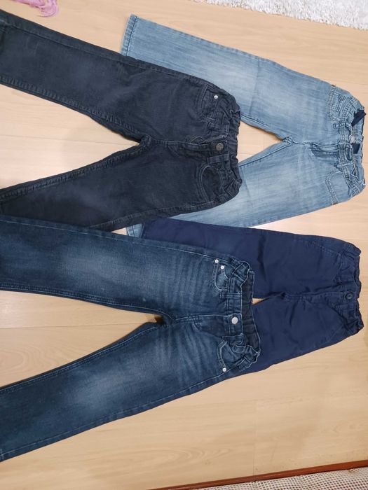 Conjunto de  4 calças para criança - 2/3 anos