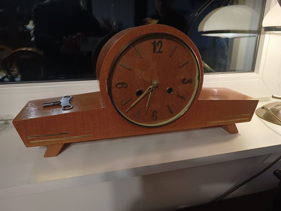 Zegar mechaniczny Metron