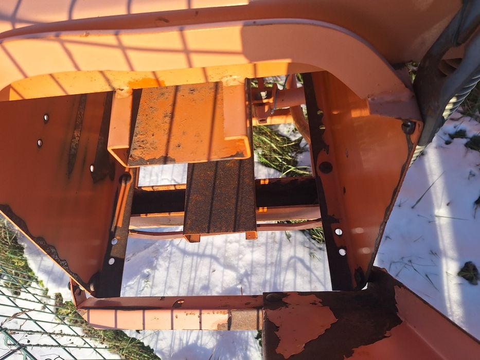 пресс подборщик/тюкопрес/
прес-підбирач Рівєра wartsila