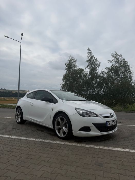 Opel astra gtc 1.4 turbo