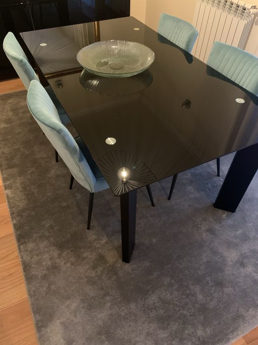 Mesa jantar + 4 cadeiras